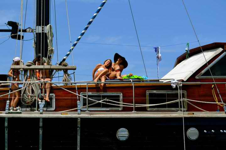 Book yachts online - other - Custom Motor Sailer 80' - Anemos - rent