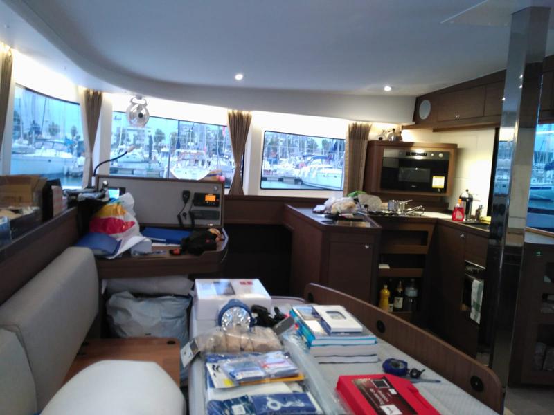 Book yachts online - catamaran - Lagoon 42 Premium A/C - Affligem - rent