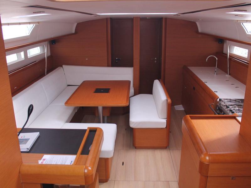 Book yachts online - sailboat - Jeanneau Sun Odyssey 509 - Empyrean - rent