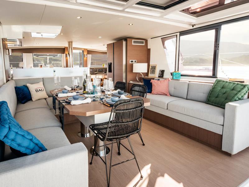 Book yachts online - catamaran - Bali 4.6 - Roma - rent