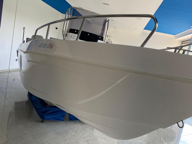 Book yachts online - motorboat - Salento Elite 19s - Elite 19s - rent