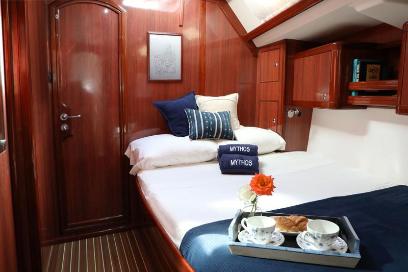 Book yachts online - sailboat - Ocean Star 56.1 - Mythos - rent