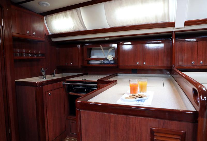 Book yachts online - sailboat - Ocean Star 56.1 - Mythos - rent