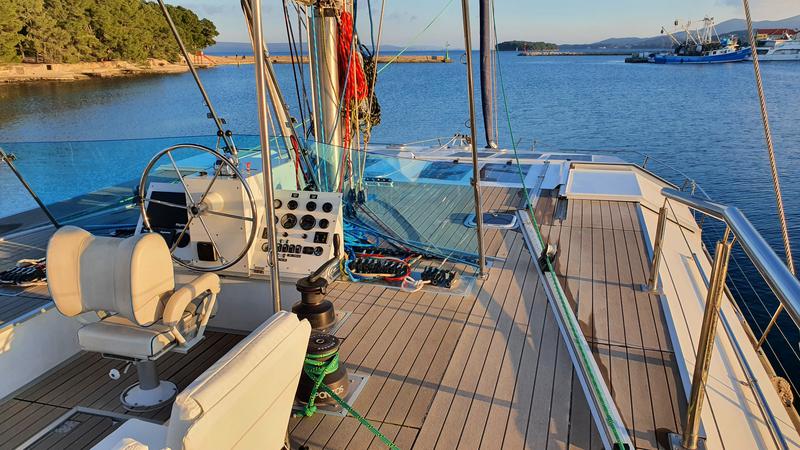 Book yachts online - catamaran - Catamaran - UPWIND 50 ECO - rent