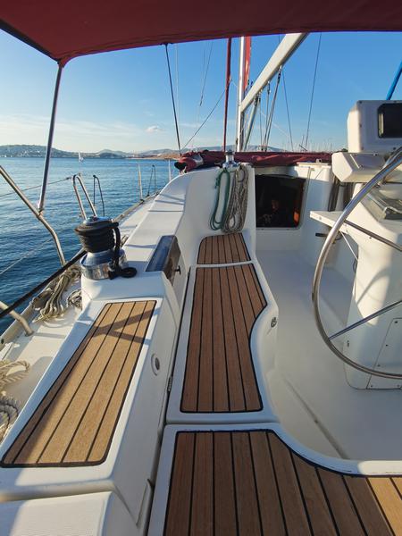 Book yachts online - sailboat - Oceanis 393 Clipper - Crete - rent