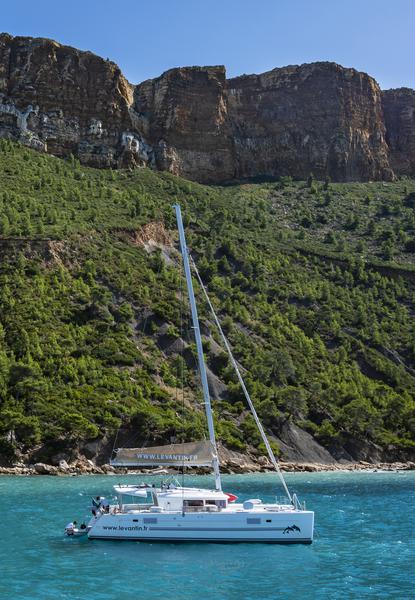 Book yachts online - catamaran - Lagoon 450 - Savana - rent