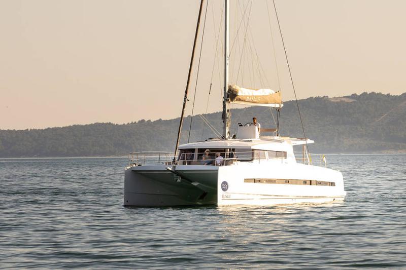 Book yachts online - catamaran - Bali 4.5 - Alceste - rent