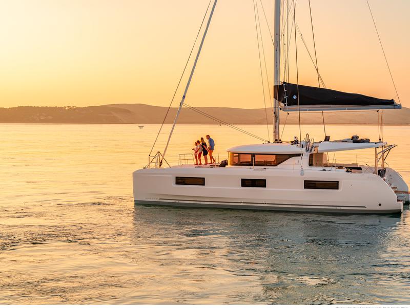Book yachts online - catamaran - LAGOON 46 - L'Orceo - rent