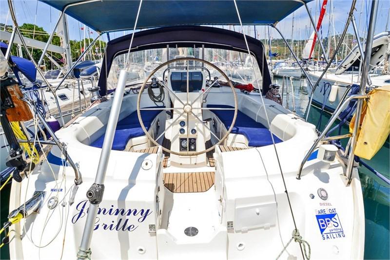Book yachts online - False - Bavaria 42 (4Cab) - Jimminy Grille - rent