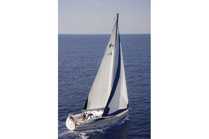 Book yachts online - False - Bavaria 44 Vision - Janina II - rent