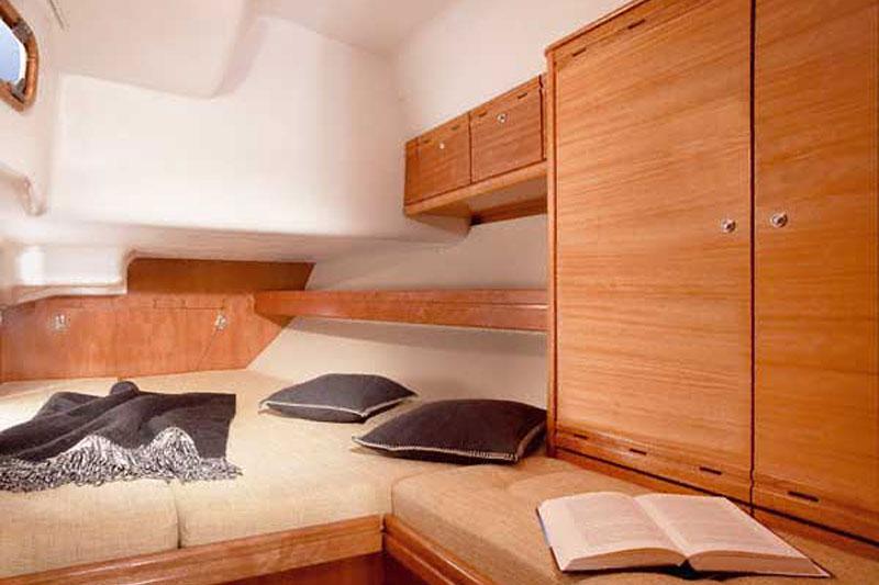 Book yachts online - False - Bavaria 44 Vision - Janina II - rent