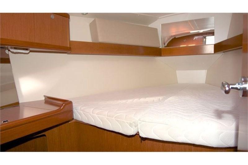 Book yachts online - False - Oceanis 34 (2Cab) - LL Skyhawk - rent