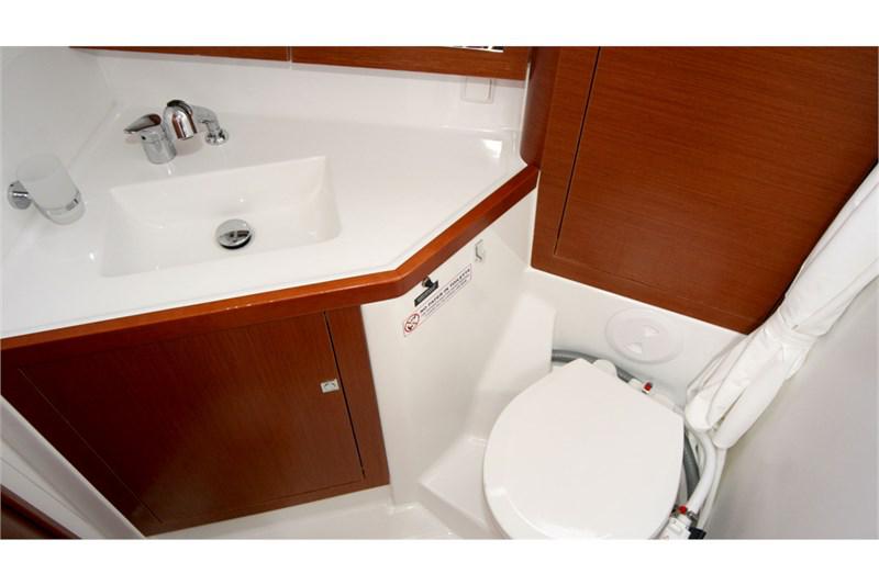 Book yachts online - False - Oceanis 45 (4Cab) - Phantom - rent