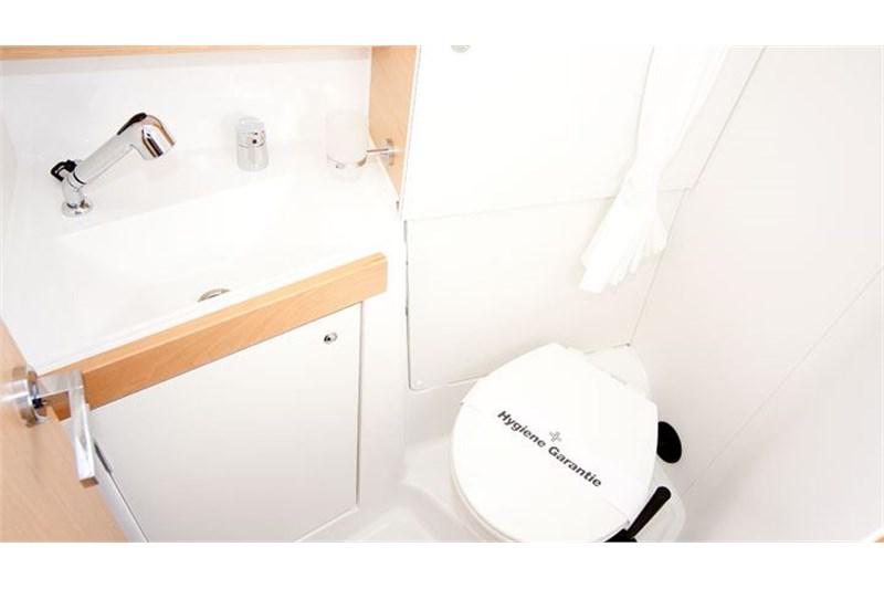 Book yachts online - False - Oceanis 38 (3Cab) - Auxelle - rent