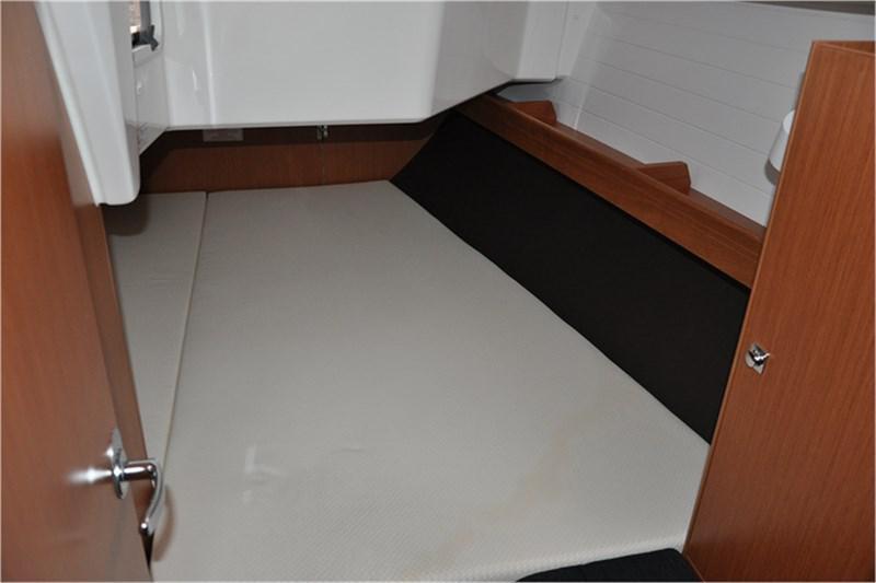 Book yachts online - False - Bavaria Cruiser 37 (3Cab) - Eneja - rent