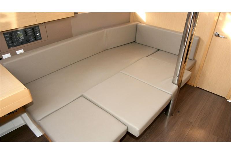 Book yachts online - False - Oceanis 38 (3Cab) - Olli - rent