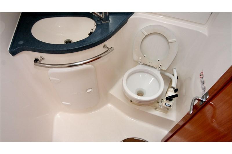 Book yachts online - False - Bavaria 46 Cruiser (4Cab) - Tweety - rent