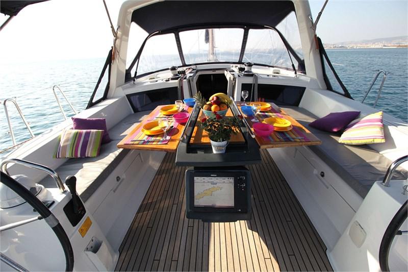 Book yachts online - False - Oceanis 48 (5Cab) - Jackpot - rent
