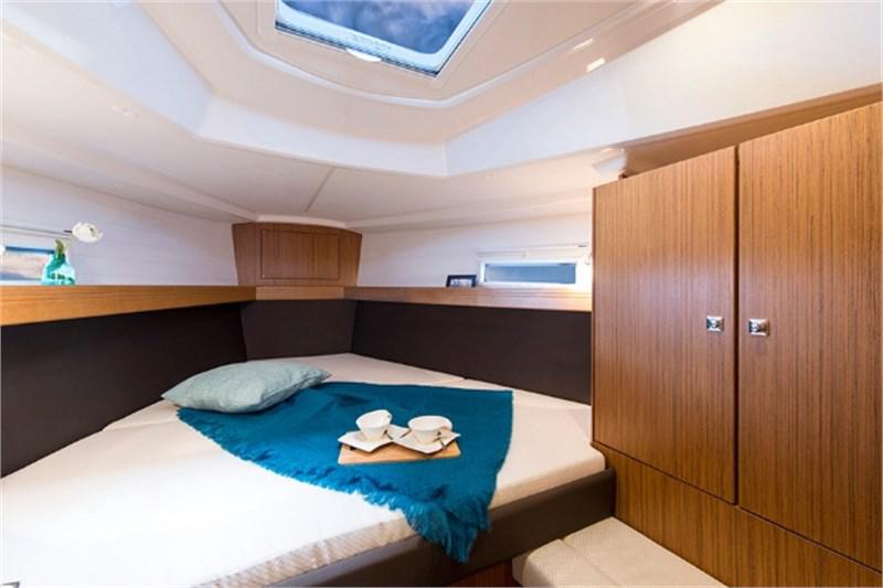 Book yachts online - False - Bavaria Cruiser 37 (2Cab) - Swing - rent