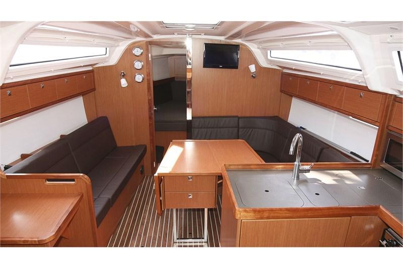 Book yachts online - False - Bavaria Cruiser 37 (2Cab) - Swing - rent