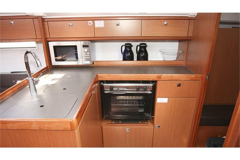 Book yachts online - False - Bavaria Cruiser 37 (2Cab) - Swing - rent