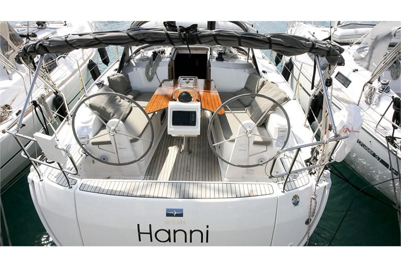 Book yachts online - False - Bavaria Cruiser 37 (3Cab) - Hanni - rent