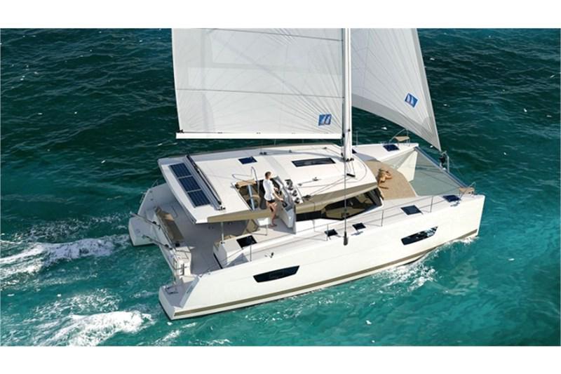 Book yachts online - False - Lucia 40 (3Cab) - Makohela - rent