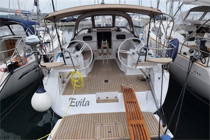 Book yachts online - False - Elan Impression 40 (3Cab) - Evita - rent