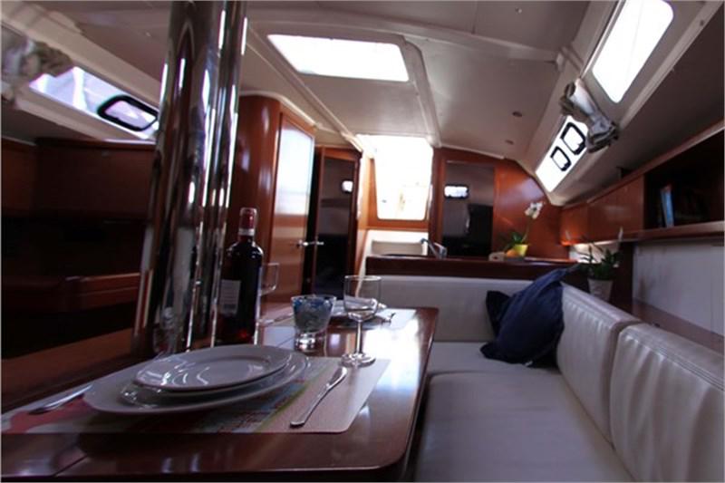 Book yachts online - False - Oceanis 37 (3Cab) - Genie - rent
