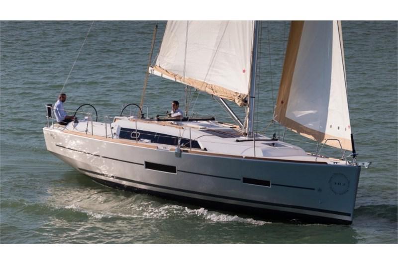 Book yachts online - False - Dufour 382 Grand Large (2Cab) - Lia - rent