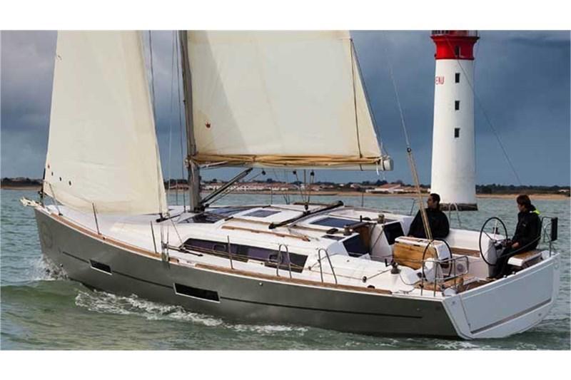 Book yachts online - False - Dufour 382 Grand Large (3Cab) - Lotta - rent