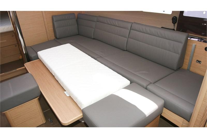 Book yachts online - False - Dufour 382 Grand Large (3Cab) - Henry - rent