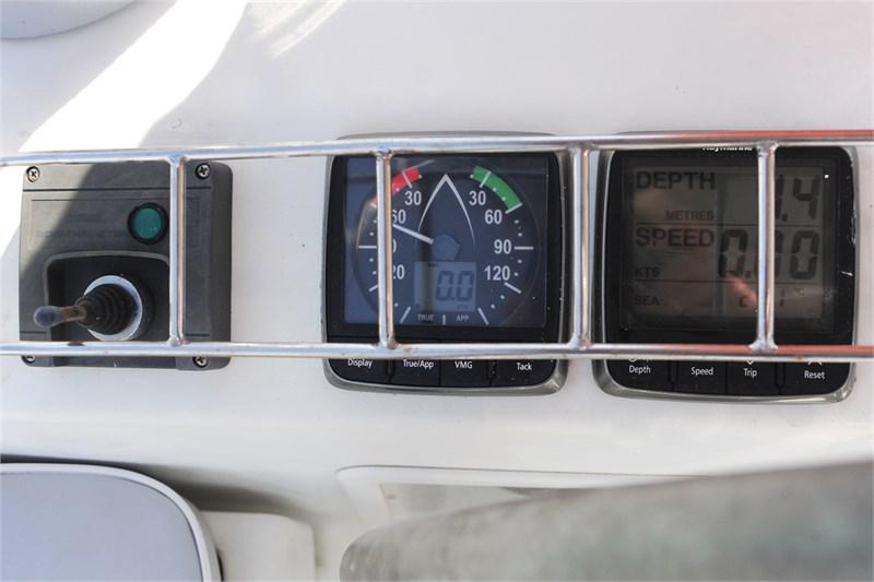 Book yachts online - False - Oceanis 473 (4Cab) - Vori - rent