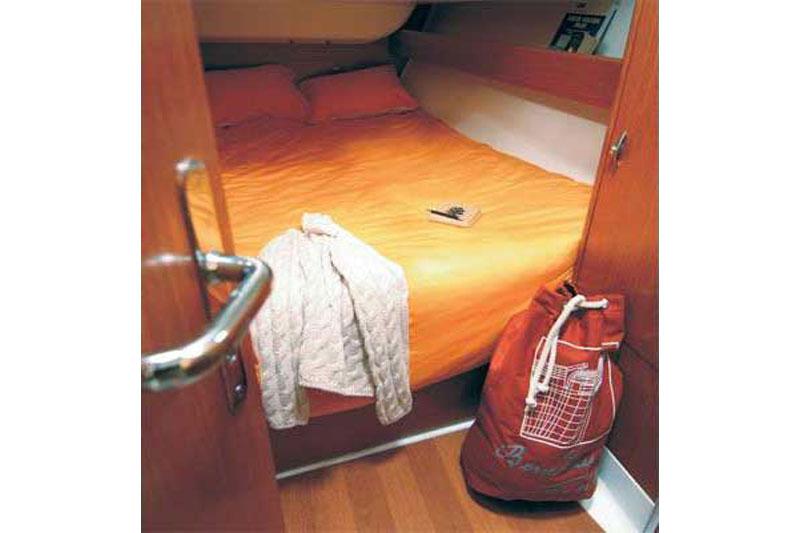 Book yachts online - False - Beneteau Cyclades 39.3 (3Cab) - Achilles - rent