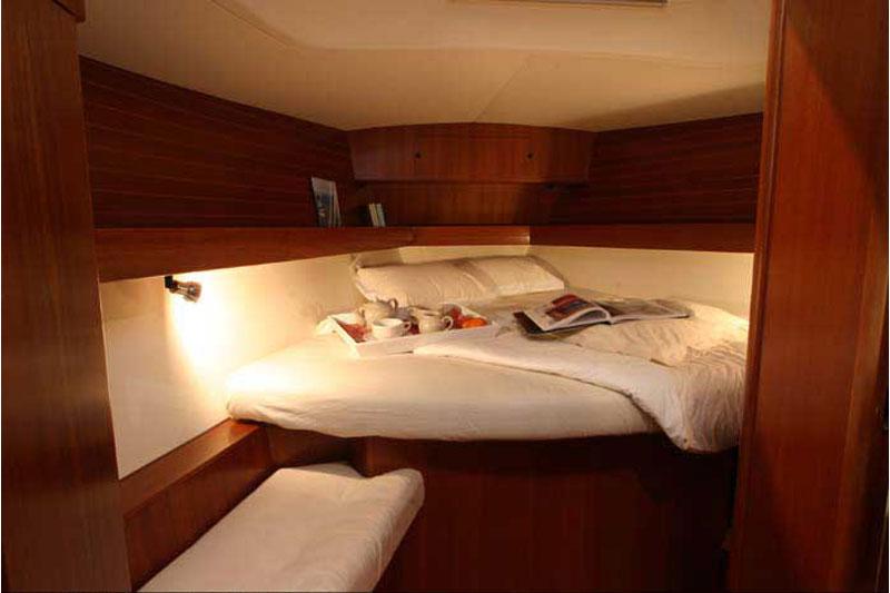 Book yachts online - False - Dufour 385 (3Cab) - Venus - rent