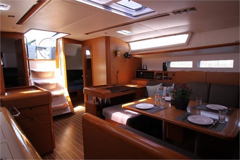Book yachts online - False - Sun Odyssey 509 (5Cab) - King of hearts - rent