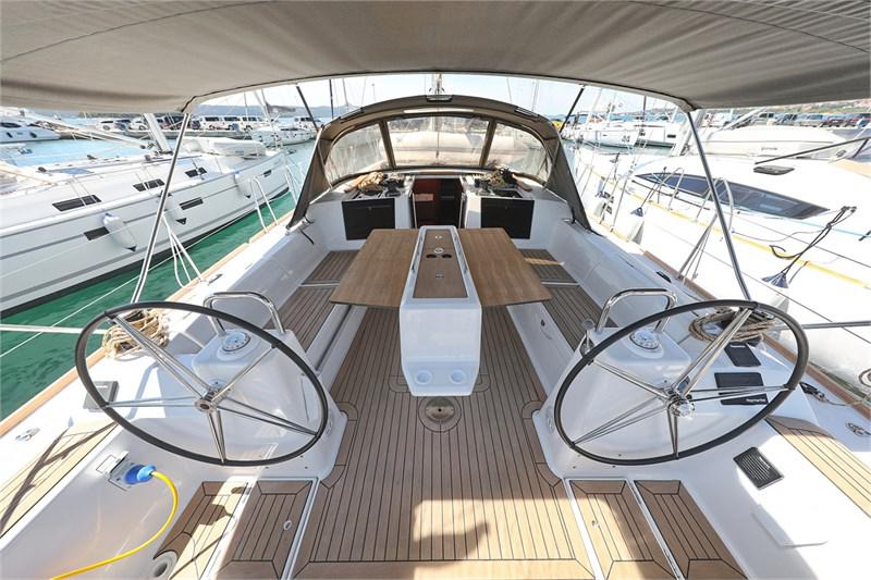 Book yachts online - False - Dufour 460 Grand Large (5cab) - SunnyLife - rent