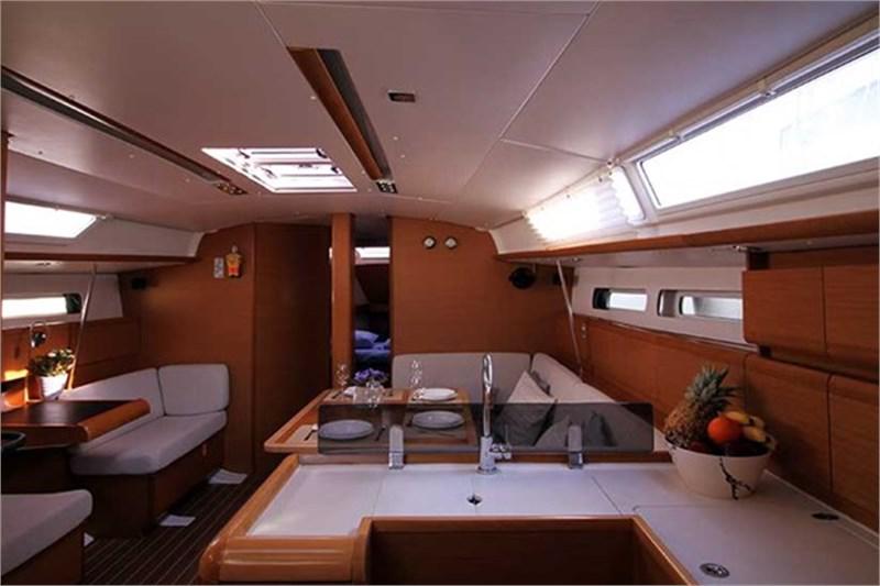 Book yachts online - False - Sun Odyssey 439 (4Cab) - Lucky 7 - rent