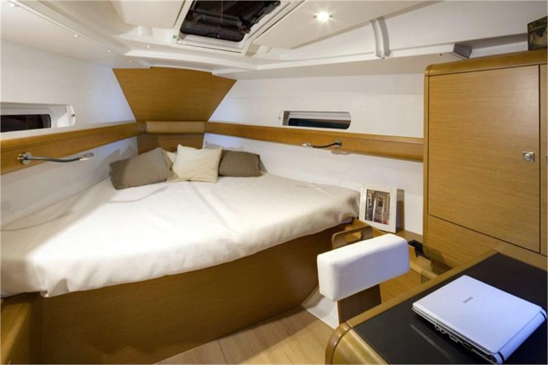 Book yachts online - False - Sun Odyssey 419 (3Cab) - Espresso - rent