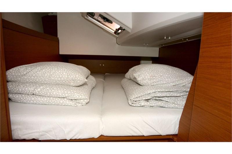 Book yachts online - False - Sun Odyssey 349 (2Cab) - Antonija - rent