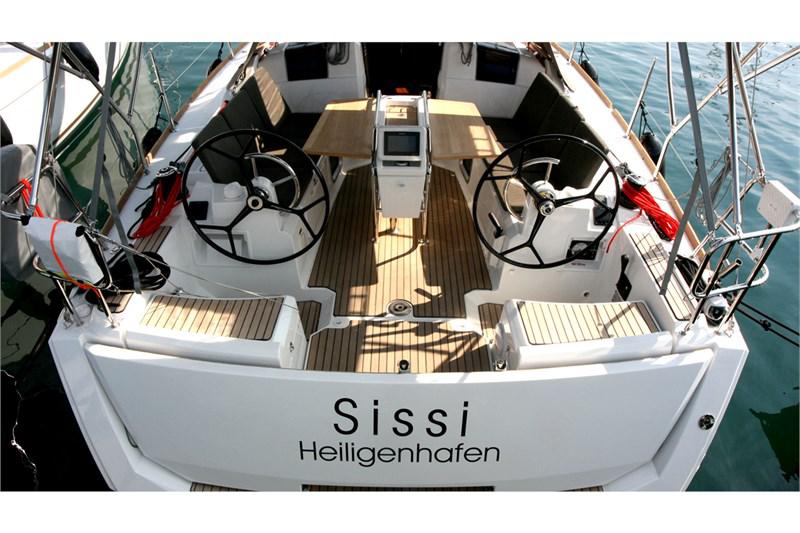 Book yachts online - False - Sun Odyssey 389 (3Cab) - Sissi - rent