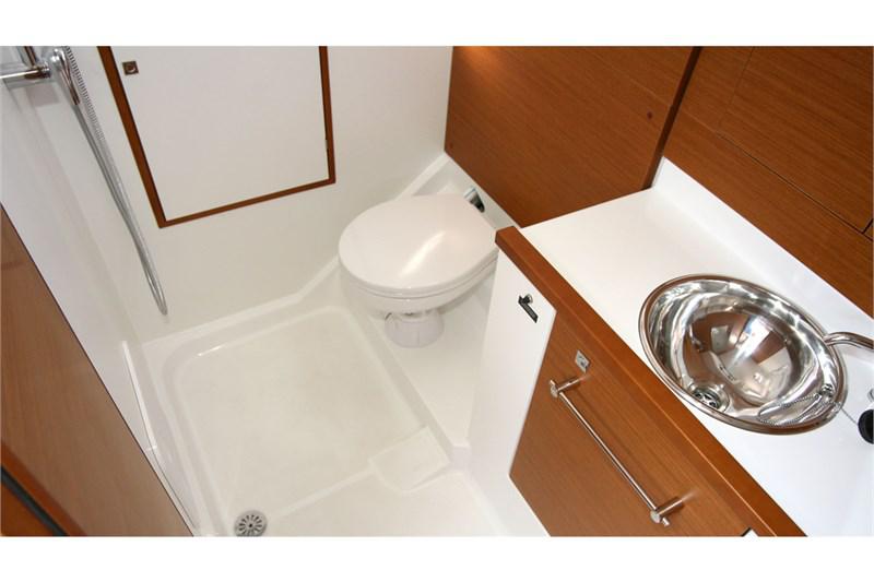 Book yachts online - False - Sun Odyssey 389 (2Cab) - Tara - rent