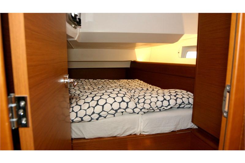Book yachts online - False - Sun Odyssey 419 (3Cab) - Happy Welcome - rent