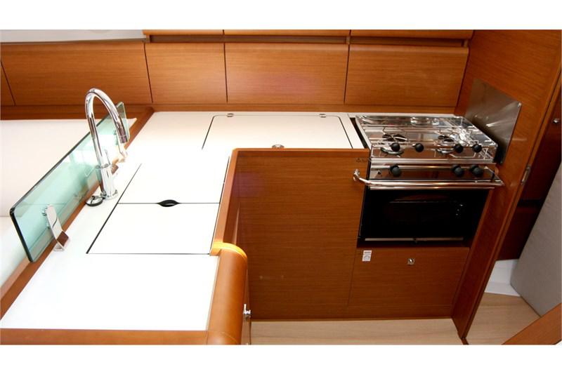 Book yachts online - False - Sun Odyssey 419 (3Cab) - Happy Welcome - rent