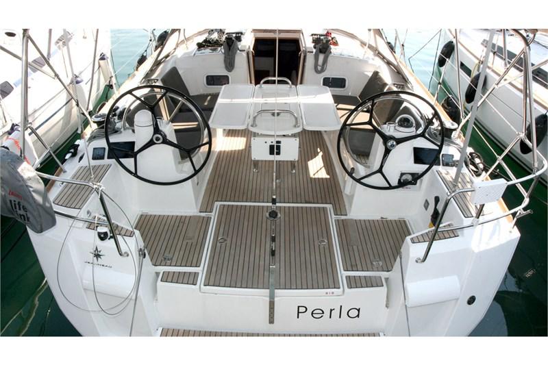 Book yachts online - False - Sun Odyssey 479 (4Cab) - Perla - rent