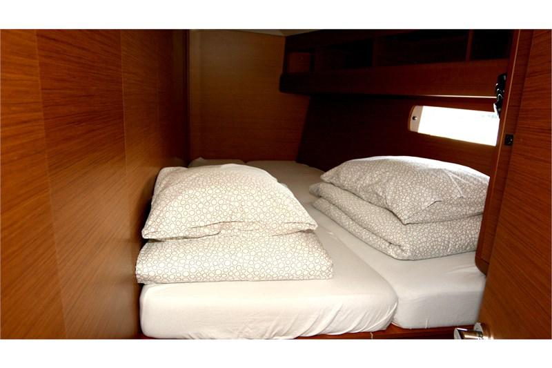 Book yachts online - False - Sun Odyssey 479 (4Cab) - Perla - rent