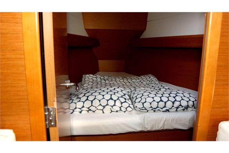 Book yachts online - False - Sun Odyssey 389 (3Cab) - Angie - rent