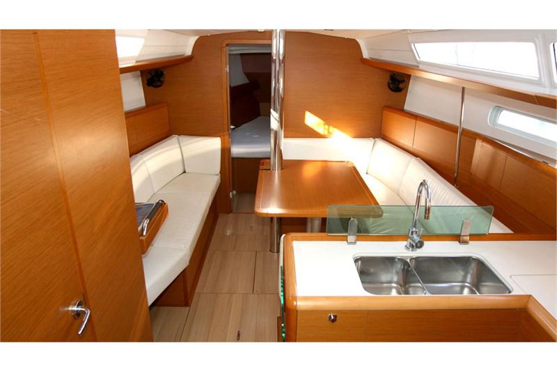 Book yachts online - False - Sun Odyssey 389 (3Cab) - Sound of Silence - rent