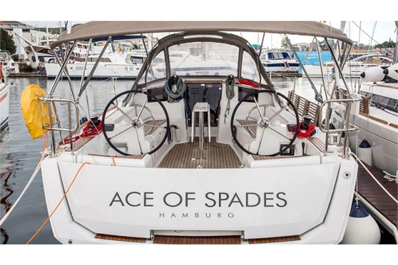 Book yachts online - False - Sun Odyssey 389 (3Cab) - Ace of Spades - rent