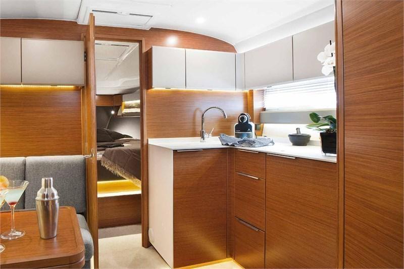 Book yachts online - False - Bavaria S36 Open - Marsil - rent